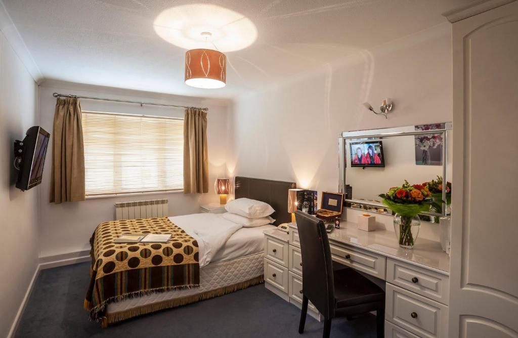 La Collinette Hotel, Cottages & Apartments Saint Peter Port Bilik gambar